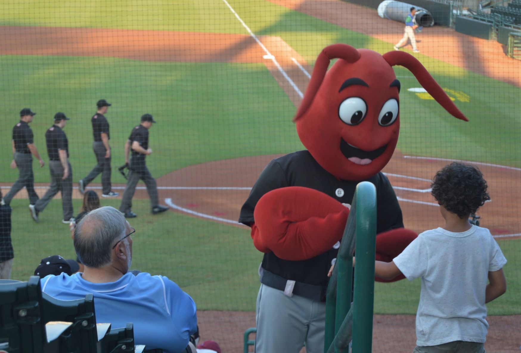 crawdads hoppin' (28).JPG